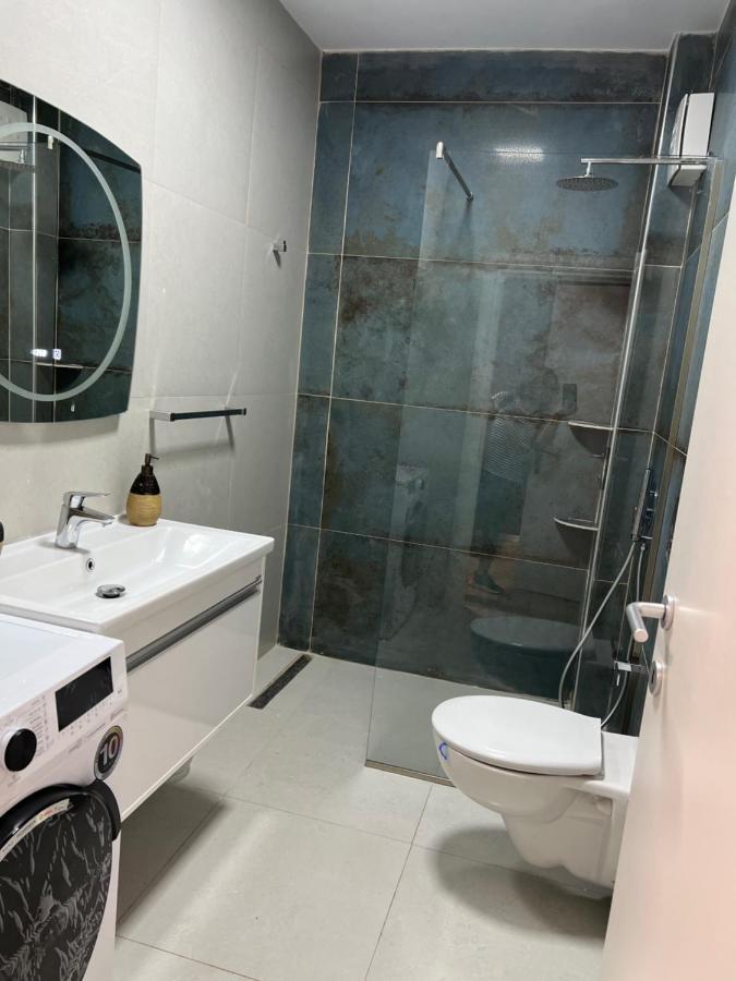Amion Apartment In Center Of Tiranë Ngoại thất bức ảnh