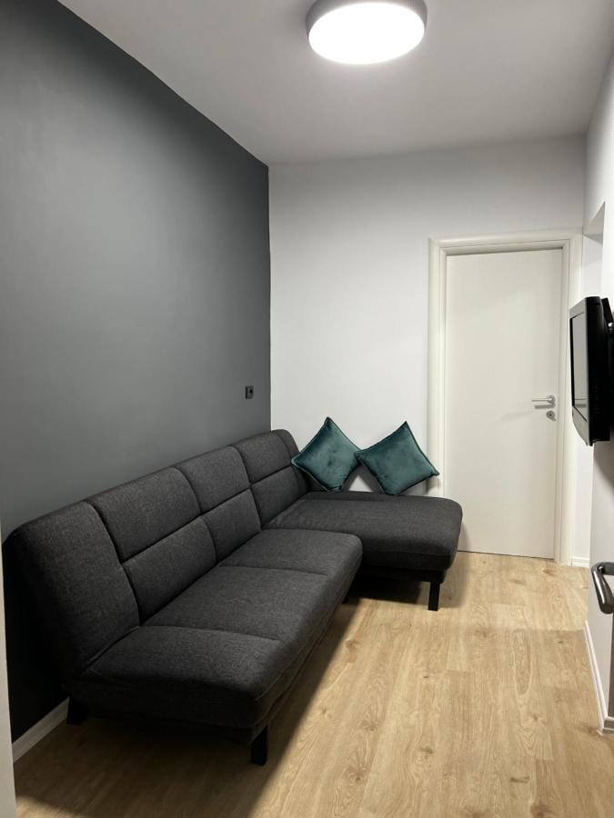 Amion Apartment In Center Of Tiranë Ngoại thất bức ảnh