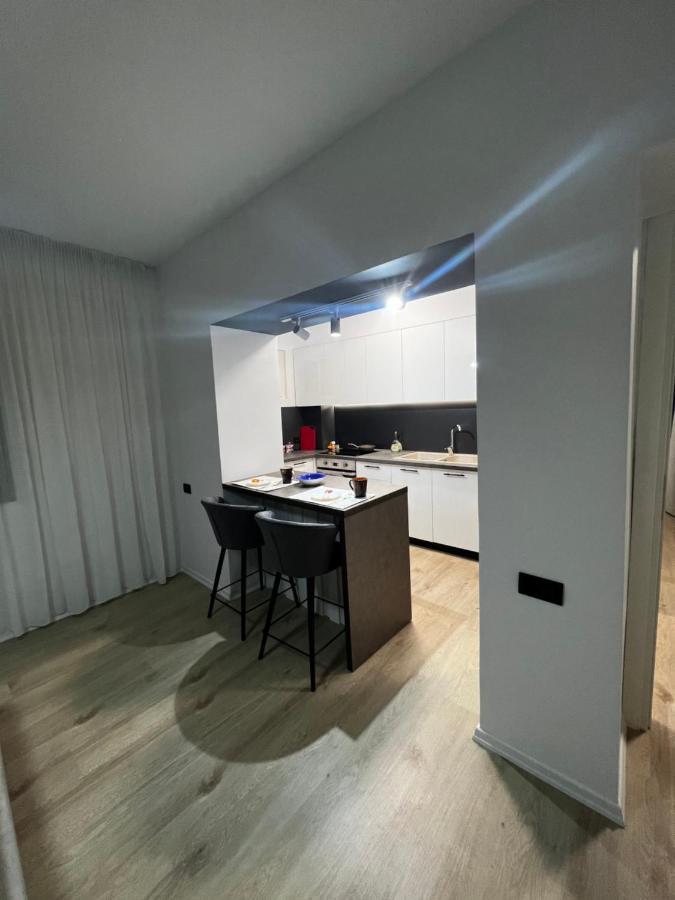 Amion Apartment In Center Of Tiranë Ngoại thất bức ảnh